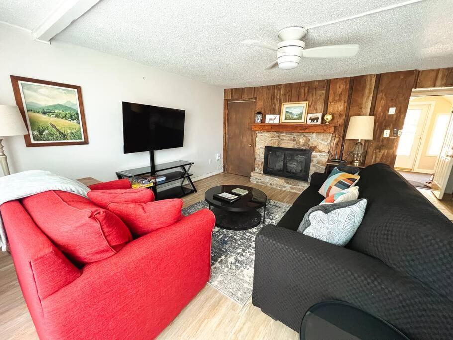 Cozy & Peaceful View - Walk2resort - Fireplace Apartment