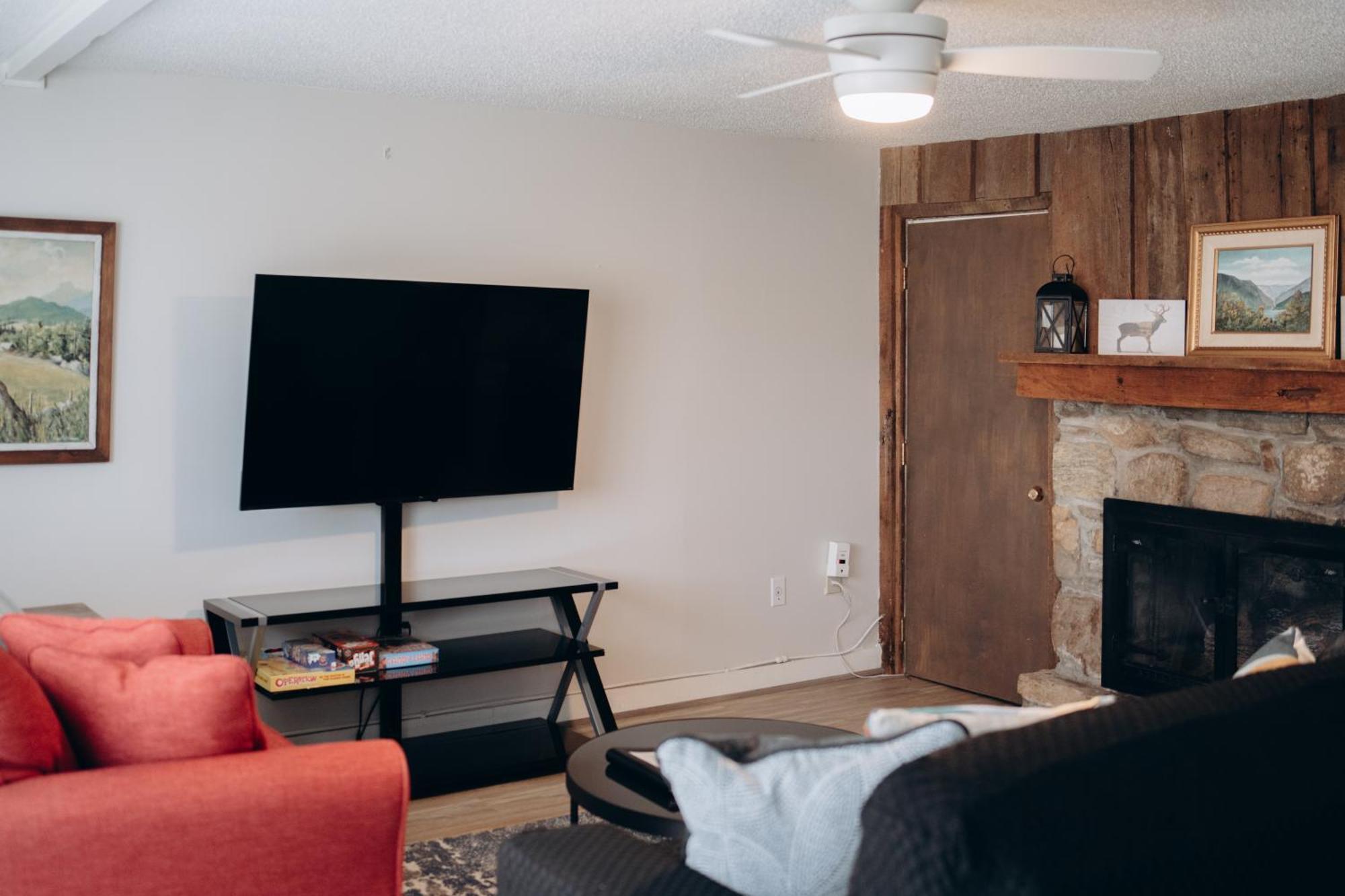 Apartment Cozy & Peaceful View - Walk2resort - Fireplace *